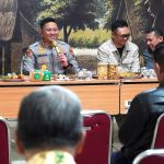Sambang Pos Kamling: Kapolresta Malang Kota Serap Aspirasi Warga dan Cegah Main Hakim Sendiri, Manfaatkan Layanan Cepat Polri 110 Gratis