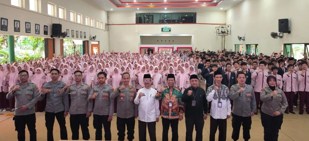 Polresta Malang Kota Edukasi Paham AI ke 500 Siswa MAN 2 Malang soal Bijak Pengunaan dan Media Sosial