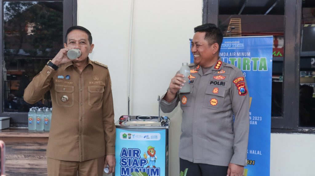 Polresta Malang Kota Sediakan Anjungan Air Siap Minum Gratis, Tingkatkan Kenyamanan Pelayanan Publik