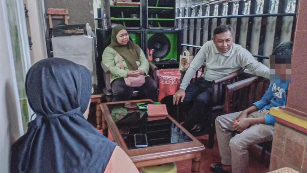 Polri Peduli Anak: Polisi RW Polresta Malang Kota, Dorong Anak Rajin Sekolah dan Meninggalkan Kebiasaan Yang Merugikan diri Sendiri